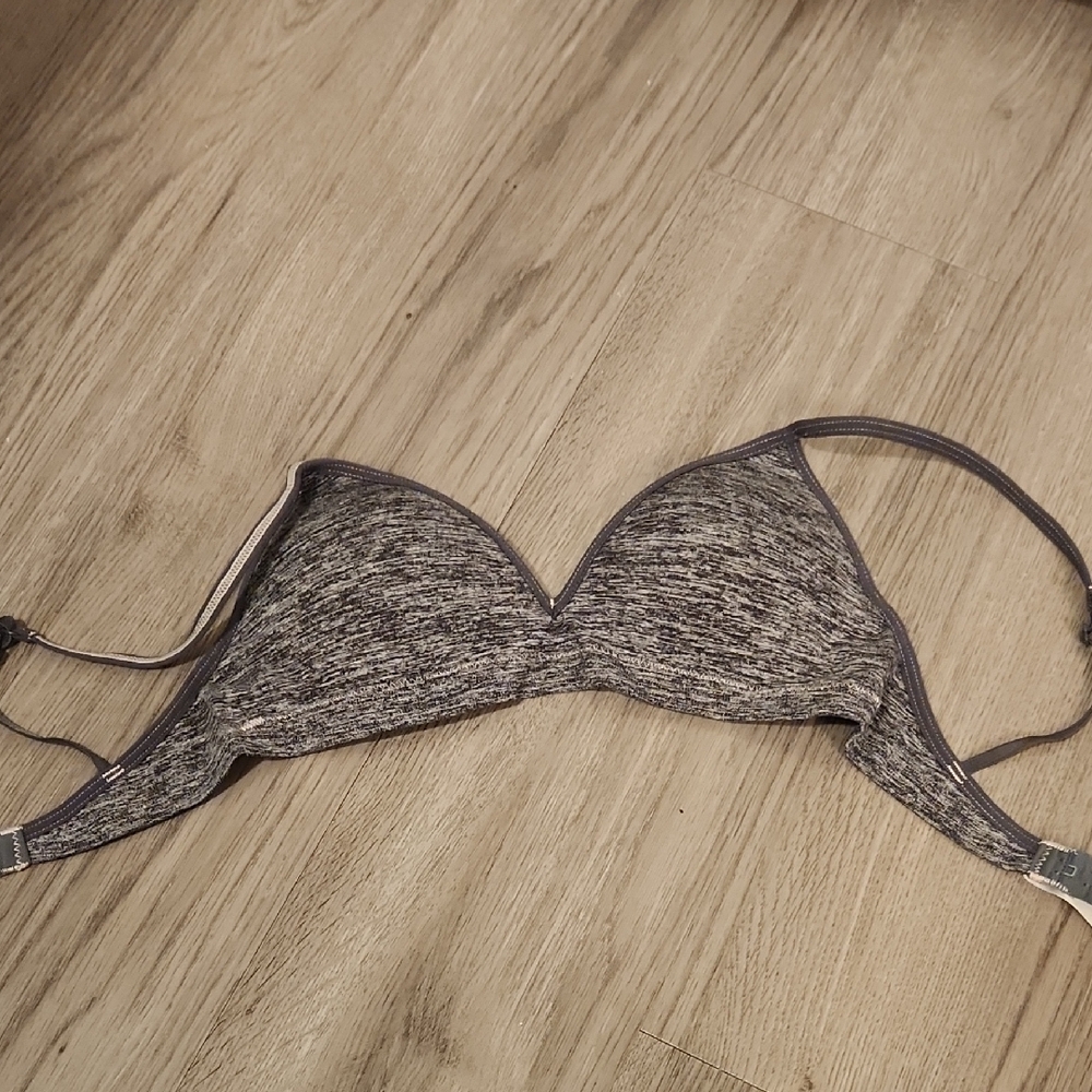 🐻 Heather Gray Bra Size 34